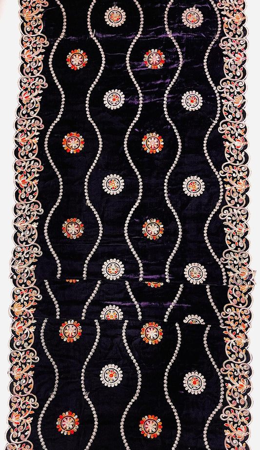 Women's Velvet Embroidered Border Shawl