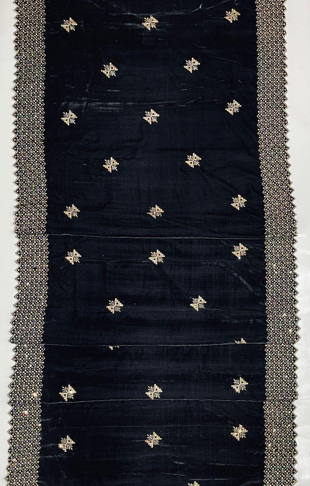 Women's Velvet Embroidered Border Shawl