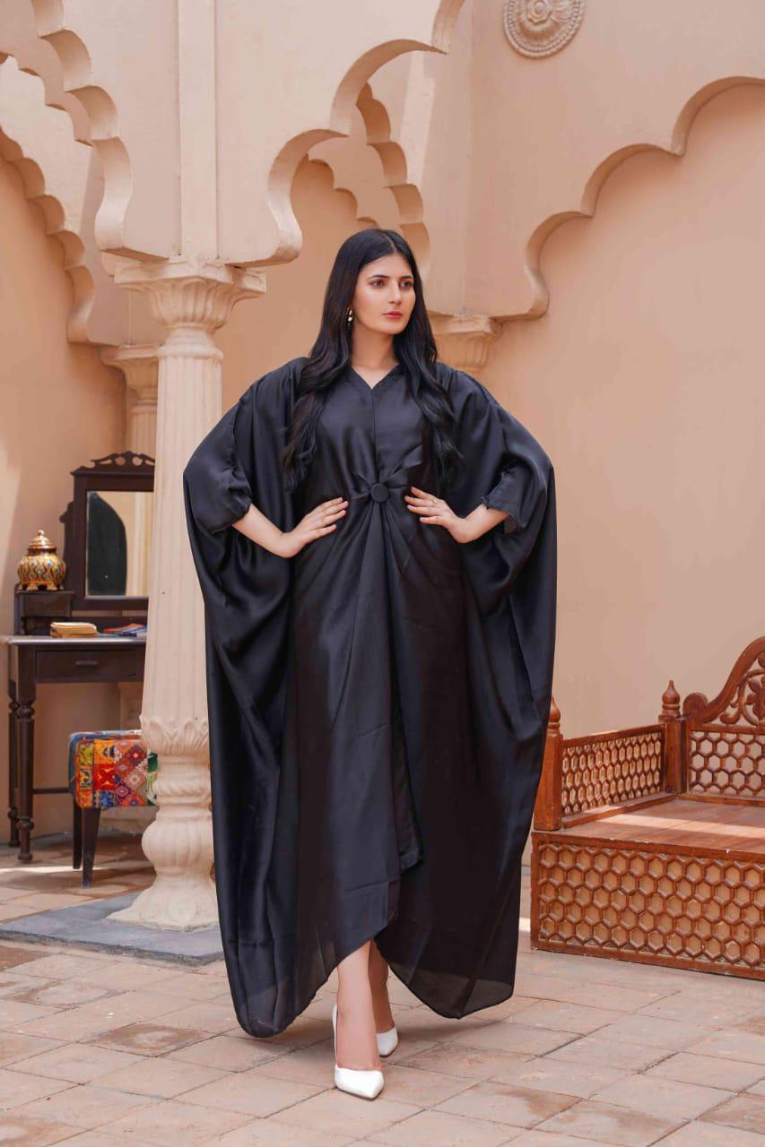 1 Pc Women's Stitched Silk Plain Kaftan