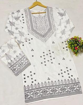 2 Pcs Women's Stitched Arabic Linen Embroidered Suit