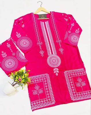 2 Pcs Women's Stitched Arabic Lawn Printed Suit