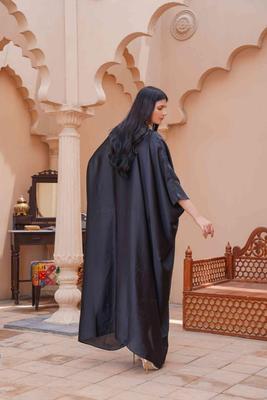 1 Pc Women's Stitched Silk Plain Kaftan