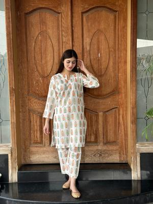 2 Pcs Women's Stitched Arabic Lawn Printed Shirt And Trouser