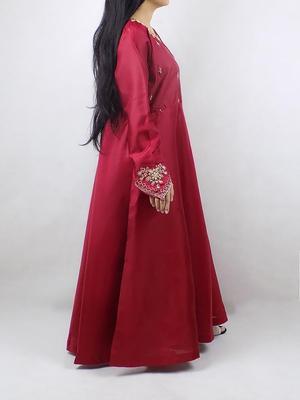 2 Pcs Women's Stitched Silk Embroidered Suit