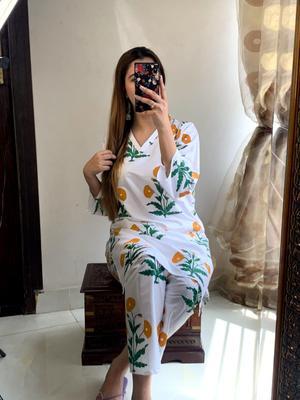 2 Pcs Women's Stitched Arabic Lawn Printed Shirt And Trouser