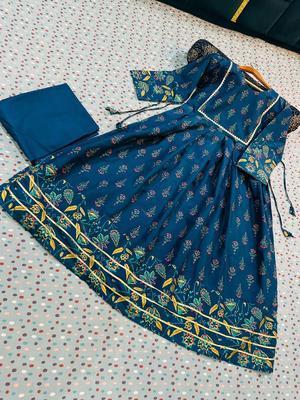 2 Pcs Women's Stitched Cotton Printed Maxi And Trouser