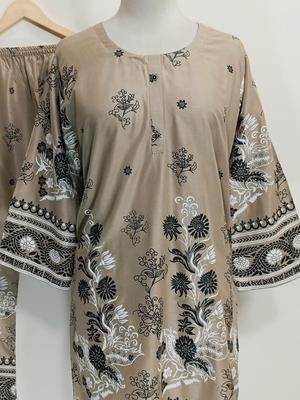 2 Pcs Women's Stitched Lawn Printed Suit