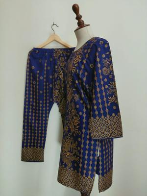 2 Pcs Women's Stitched Lawn Printed Suit