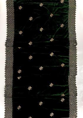 Women's Velvet Embroidered Border Shawl