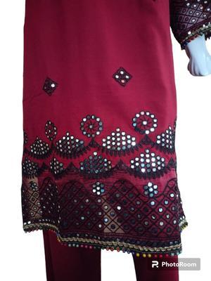 2 Pcs Women's Stitched Dhanak Embroidered Suit