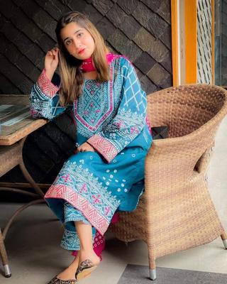 3 Pcs Women's Stitched Katan Silk Printed Suit