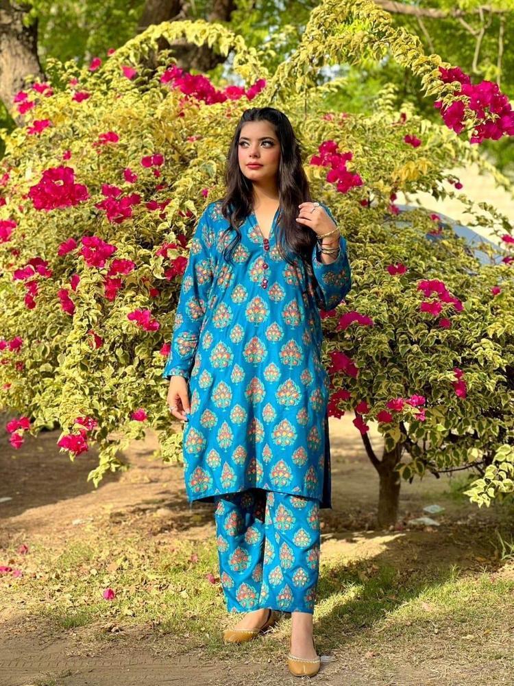 2 Pcs Women's Stitched Linen Printed Suit