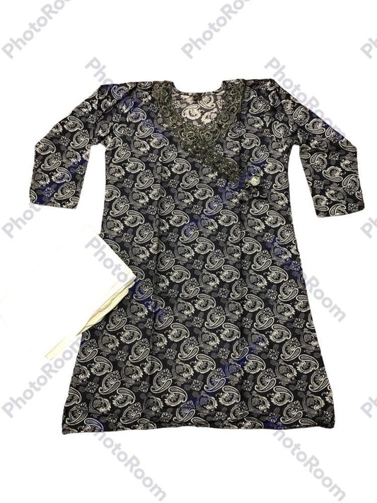 2 Pcs Women's Stitched Lawn Printed Suit