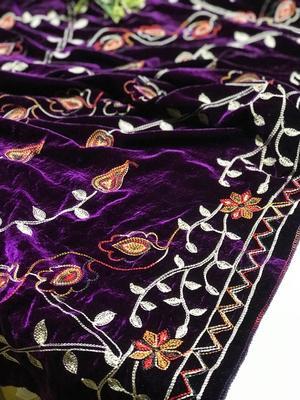 Women's Velvet Embroidered Shawl