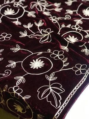 Women's Velvet Embroidered Shawl