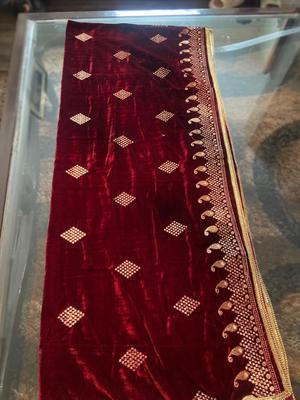 Women's Velvet Embroidered Shawl