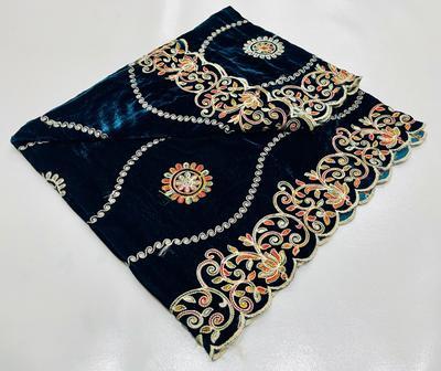 Women's Velvet Embroidered Border Shawl