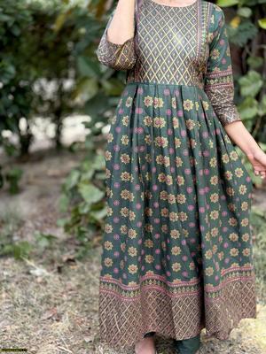 Women's Stitched Arabic Lawn Printed Maxi