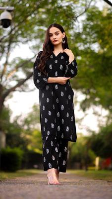 2 Pcs Women's Stitched Linen Printed Suit