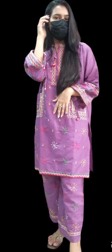 2 Pcs Women's Stitched Lawn Embroidered Suit