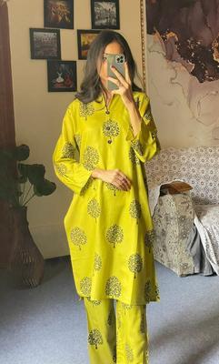 2 Pcs Women's Stitched Linen Printed Suit