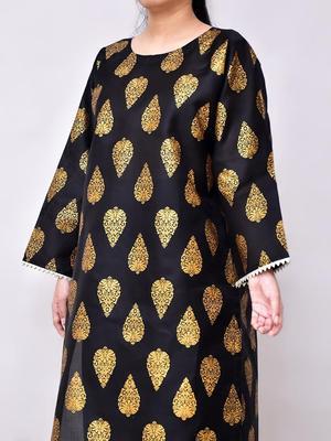 2 Pcs Women's Stitched Silk Printed Suit