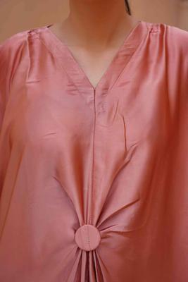 1 Pc Women's Stitched Silk Plain Kaftan