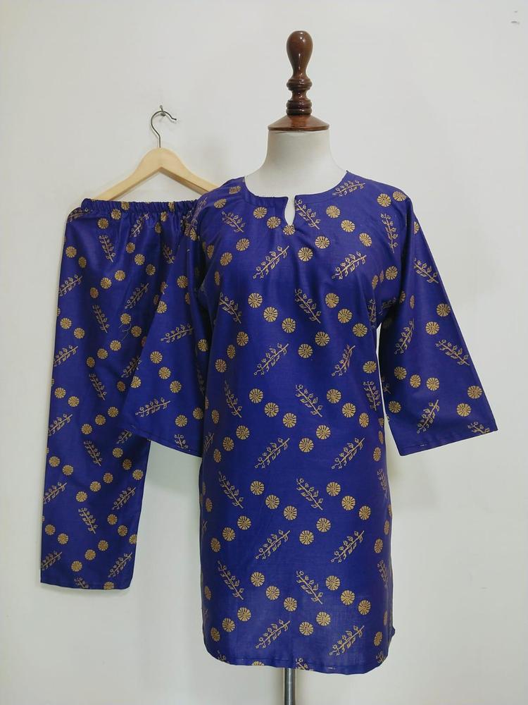 2 Pcs Women's Stitched Cotton Lawn Printed Shirt And Trouser