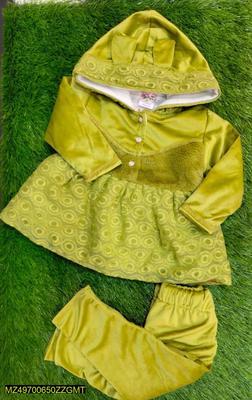 2 Pcs Girl's Stitched Velvet Plain Suit