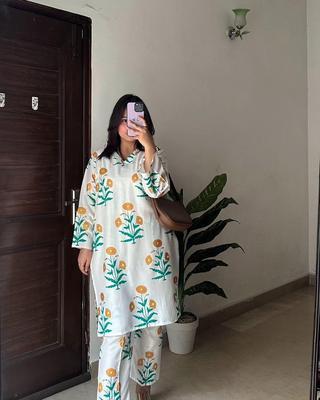 2 Pcs Women's Stitched Arabic Lawn Printed Shirt And Trouser