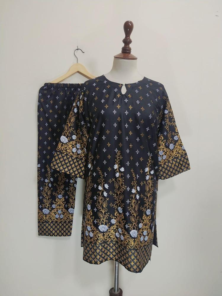 2 Pcs Women's Stitched Cotton Lawn Printed Shirt And Trouser