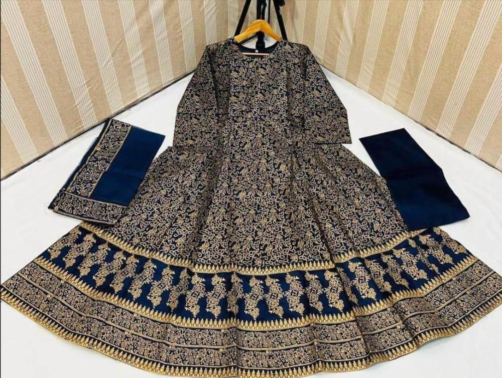 3 Pcs Women's Stitched Katan Silk steam Print Suit