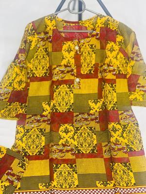 2 Pcs Women's Stitched Lawn Printed Suit