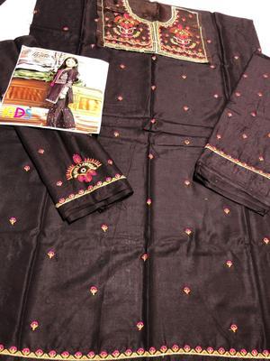 2 Pcs Girl's Khaddar Embroidered Unstitched Suit