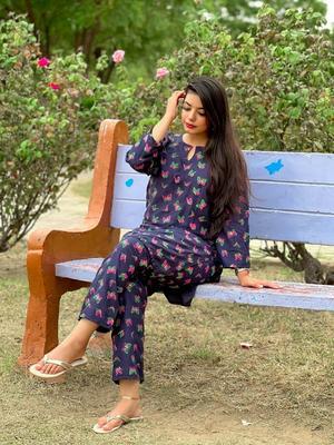 2 Pcs Women's Stitched Linen Printed Suit