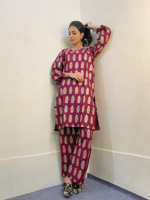 2 Pcs Women's Stitched Linen Printed Suit