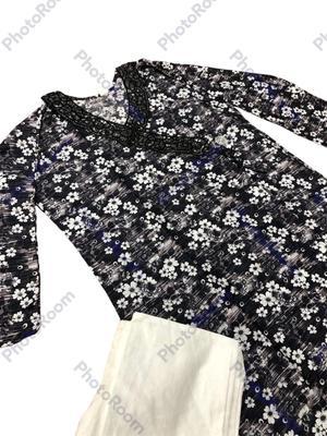 2 Pcs Women's Stitched Lawn Printed Suit