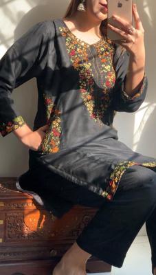 2 Pcs Women's Stitched Linen Sequins Embroidered Shirt And Trouser