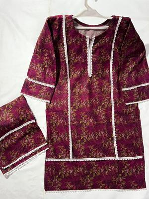 2 Pcs Women's Stitched Dhanak Printed Suit