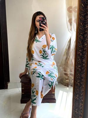 2 Pcs Women's Stitched Arabic Lawn Printed Shirt And Trouser