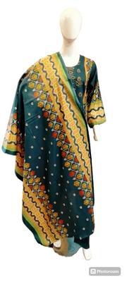 3 Pcs Women's Stitched Lawn Printed Suit