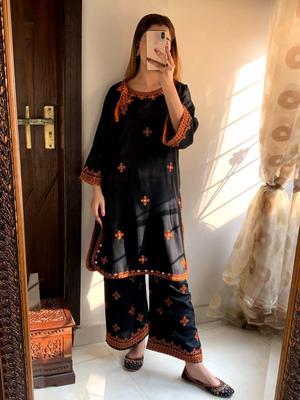 2 Pcs Women's Stitched Lawn Embroidered Shirt And Trouser - Black