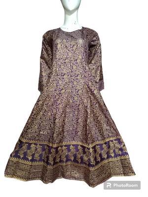 3 Pcs Women Stitched Silk Printed Maxi