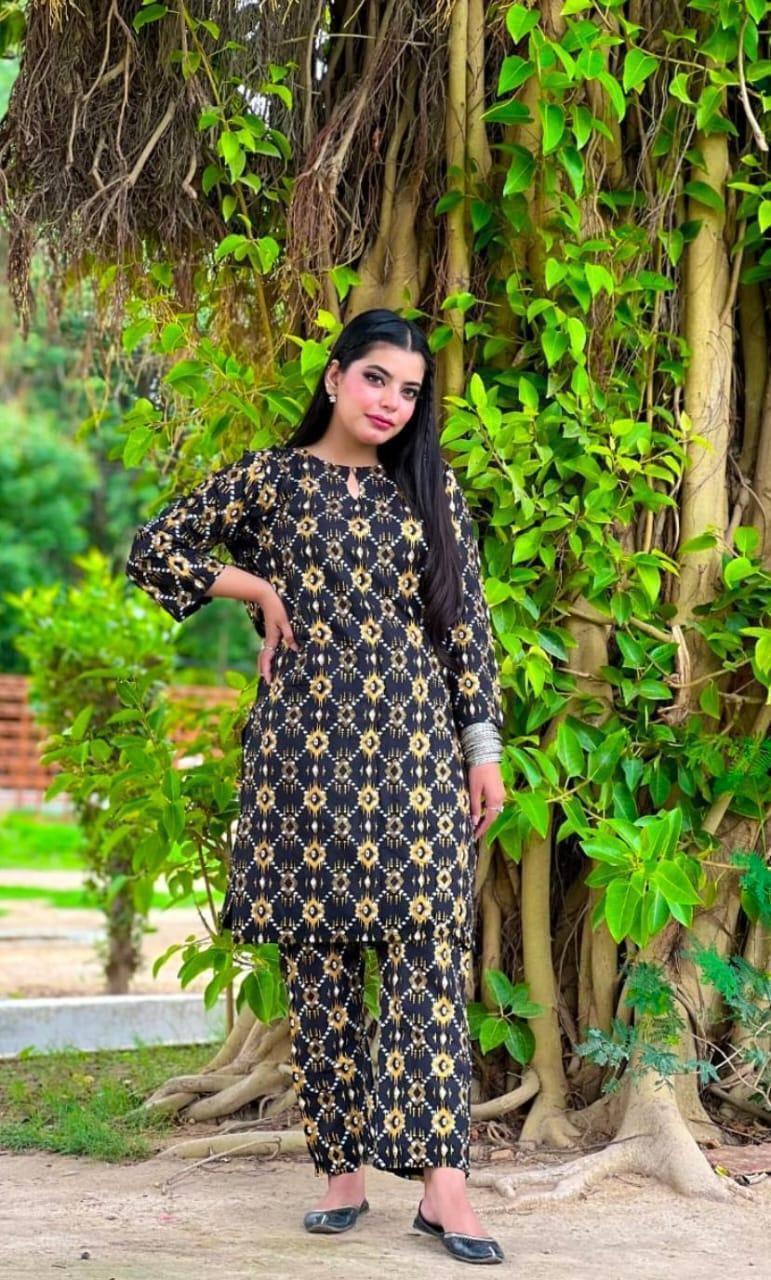 2 Pcs Women's Stitched Linen Block Printed Shirt And Trouser