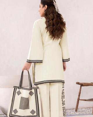 3 Pcs Women's Stitched Linen Printed Suit With Bag