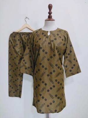 2 Pcs Women's Stitched Cotton Lawn Printed Shirt And Trouser