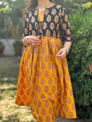 2 Pcs Women's Stitched Cotton Printed Maxi And Trouser