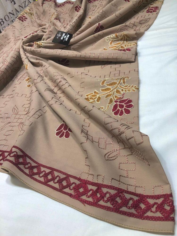 1 Pc Women's Lawn Embroidered Shawl