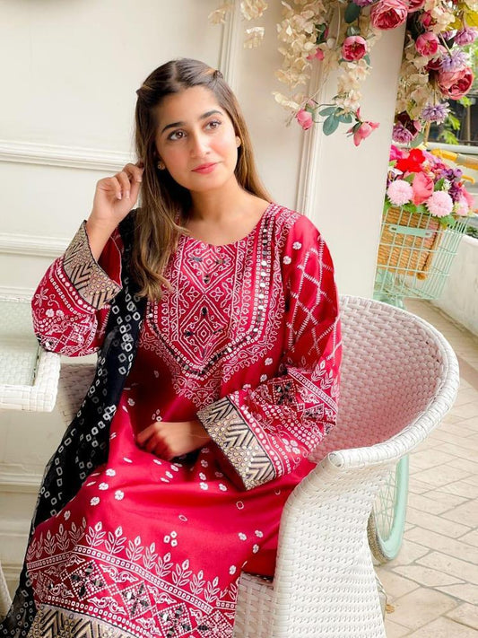 3 Pcs Women's Stitched Silk Embroidered Suit