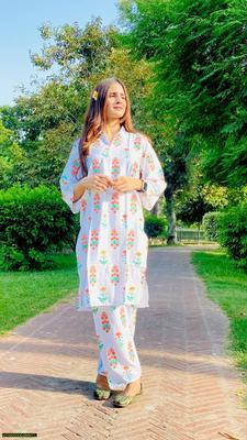 2 Pcs Women's Stitched Linen Printed Suit